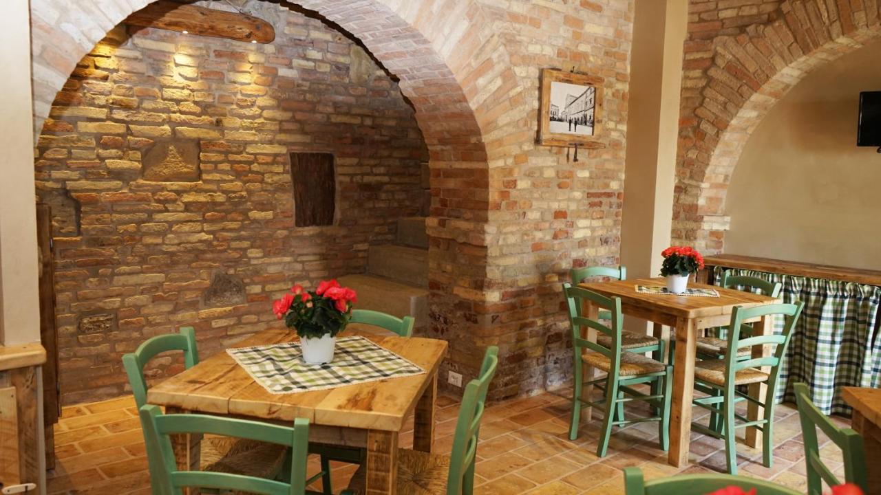 Il Castello Affittacamere Montecosaro  Экстерьер фото