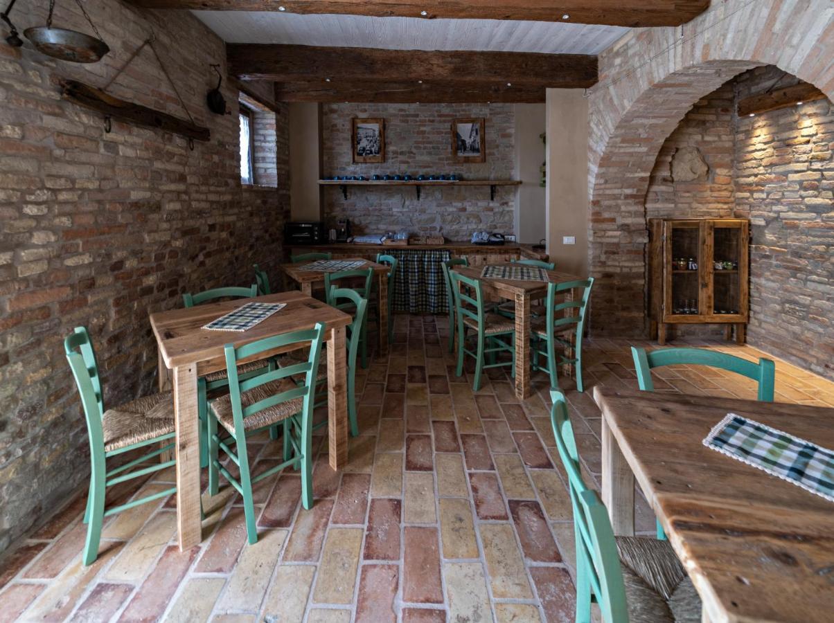 Il Castello Affittacamere Montecosaro  Экстерьер фото